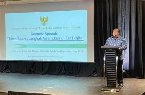 Menristek saat acara Apple Developer Academy 