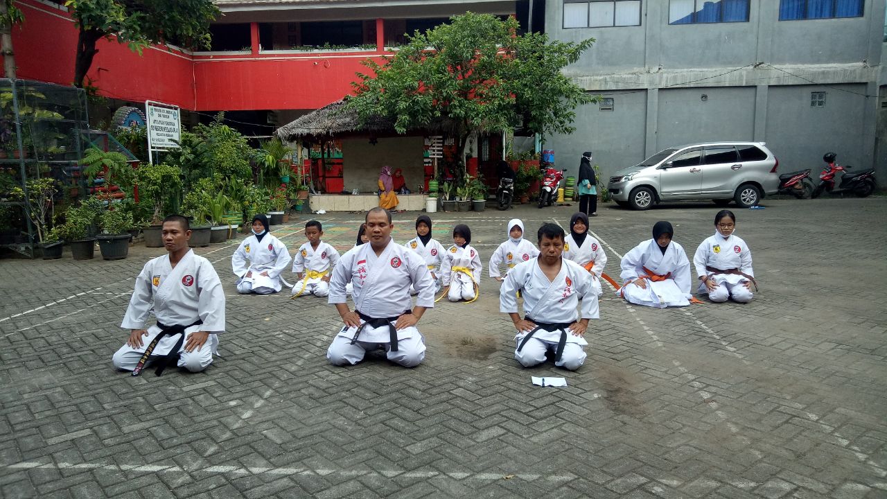 Karateka Seken Juga