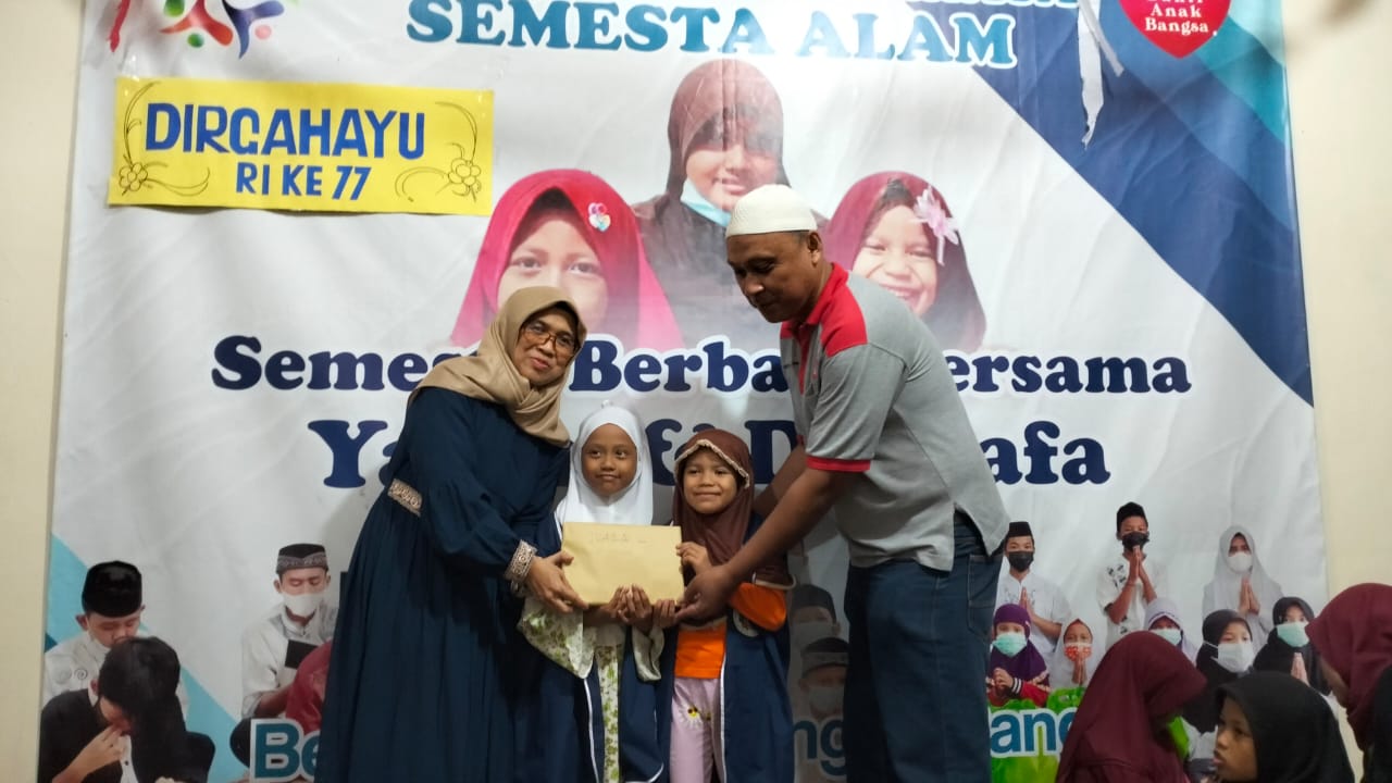 Meriahnya Peringatan Malam Kemerdekaan di YGCSA Cipondoh