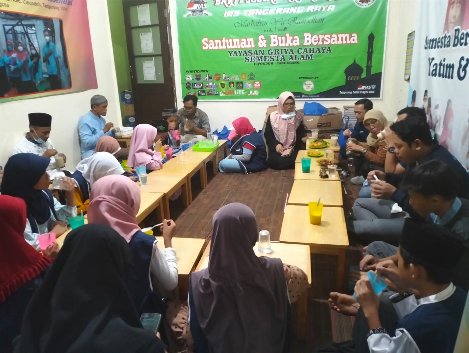 DPK PPNI Primaya Hospital Tangerang Santuni Puluhan Anak Yatim YGCSA di Cipondoh