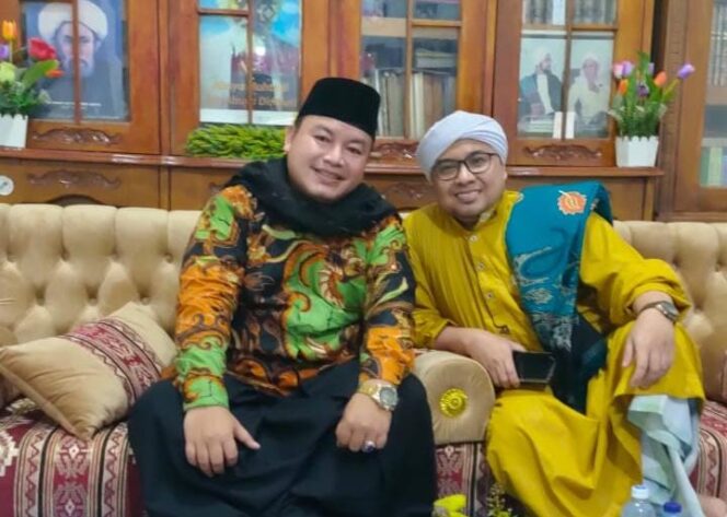 Ustad Ree Mengenal Program