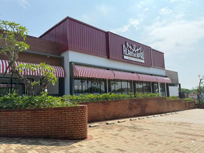 
					Hadirkan sensasi kuliner di tengah alam, Alam Kapau buka di Natura Square, Serpong Natura City.(ist)