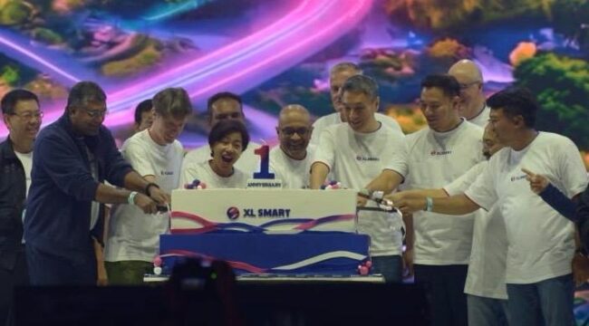 Rayakan setahun perjalanan, XLSMART terus fokus perkuat jaringan, kinerja bisnis, dan pengalaman pelanggan.(ist)
