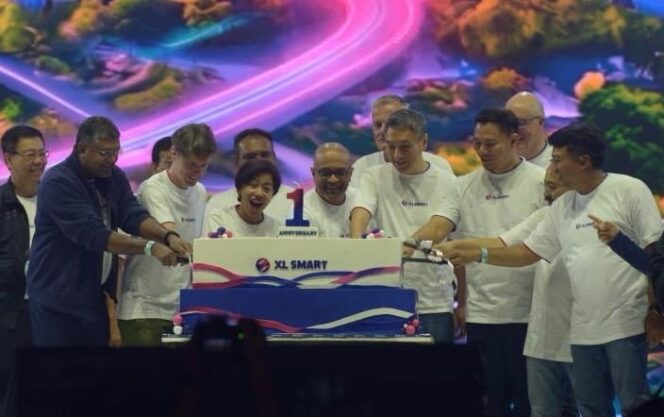 
					Rayakan setahun perjalanan, XLSMART terus fokus perkuat jaringan, kinerja bisnis, dan pengalaman pelanggan.(ist)
