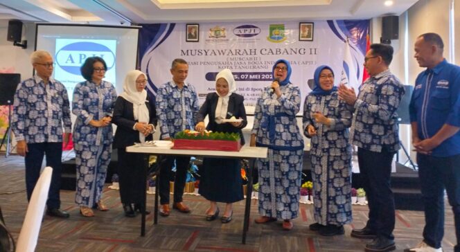 
					Suasana Muscab II APJI Kota Tangerang.(iwan)