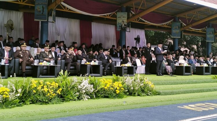 Wali Kota Tangerang Sachrudin membacakan teks sambutan Kepala BPIP RI saat menjadi inspektur upacara peringatan harlah Pancasila di Kota Tangerang.(iwan)